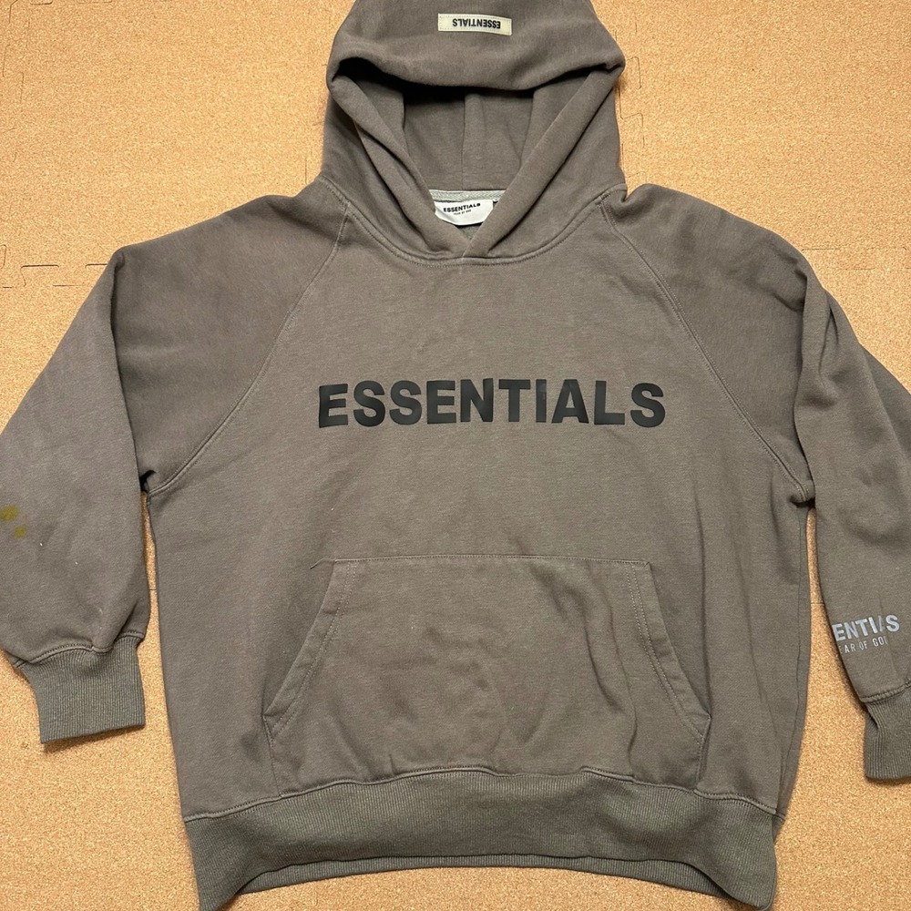 Fear of God Essentials Hoodie Mens M Grey Pullover Logo Fleece Raglan Oversized